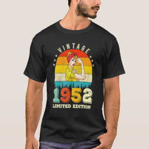70th Birthday 1952 Vintage 70 Year Old Women T-Shirt