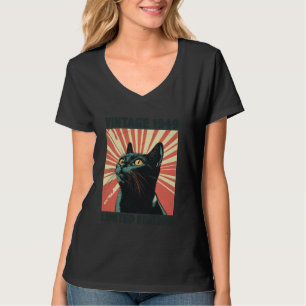 76 Years Old Gift Vintage 1949 Cat Lover 76th Birt T-Shirt
