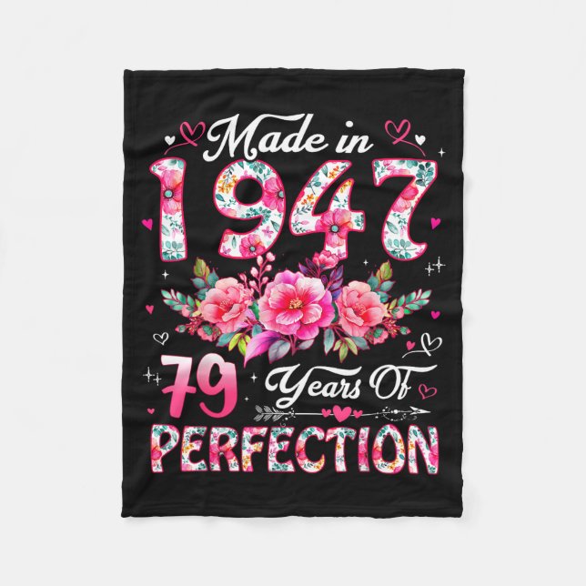 79 Year Old Made In 1947 Floral 79th Birthday Wome Fleece Blanket (Front)