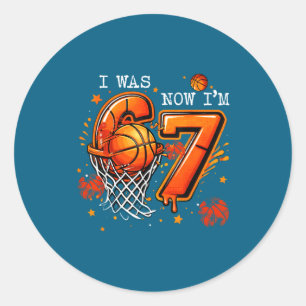 7Th birthday boy kids basketball i 6 now i'm 7 yea Classic Round Sticker