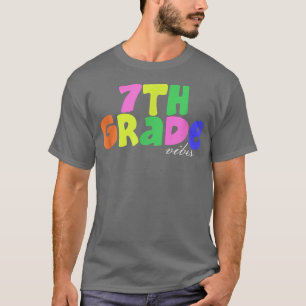 7th Grade vibes Retro Groovy Women Happy First Day T-Shirt