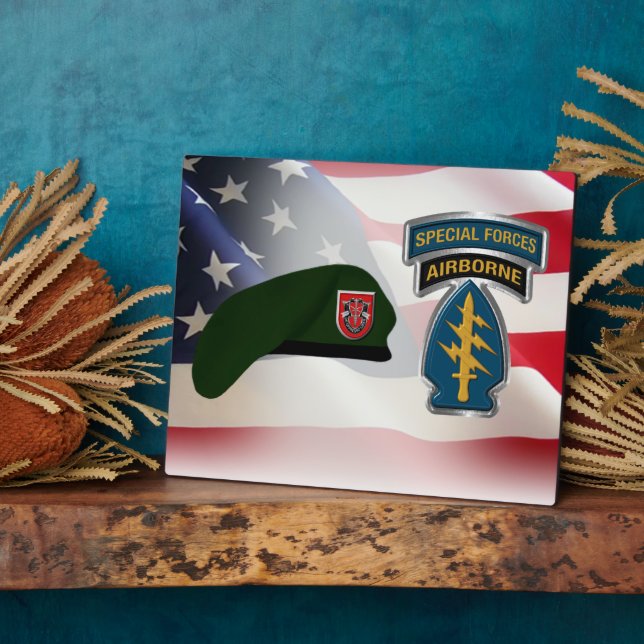 7th  Special Forces Group (AIRBORNE)  Plaque (Side)