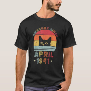 81th Birthday Vintage Cats 81 Years Awesome April  T-Shirt