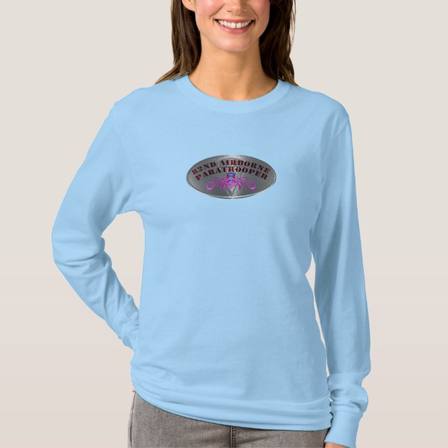 82nd Airborne Paratrooper Mum!  T-Shirt (Front)