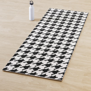 8 Bit Pixel Houndstooth Check Pattern Yoga Mat