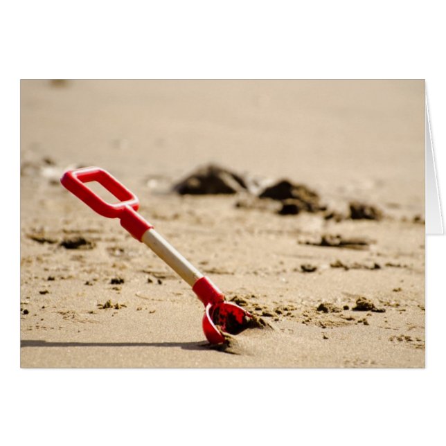 A beach spade. (Front Horizontal)