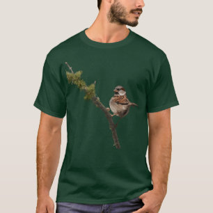 A closeup photo of a cute sparrow bird friends T-Shirt