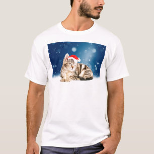 A Cute Cat wearing red Santa hat Christmas Snow T-Shirt