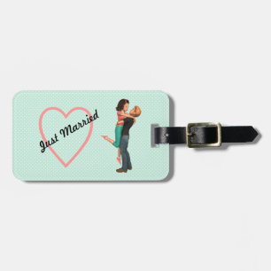 A Cute Romance: Sweethearts Embrace (Personalised) Luggage Tag