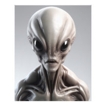 A grey/grey realistic alien for print