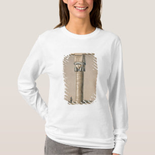 A Hathor headed pillar at Dendarah, illustration ' T-Shirt