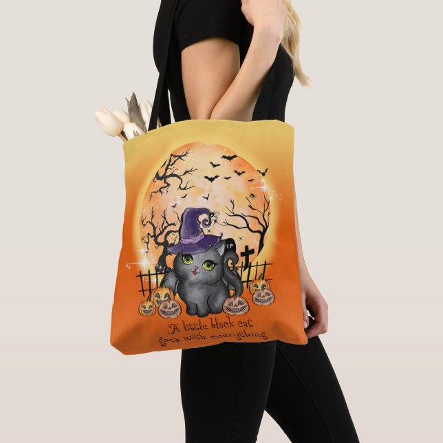 A LITTLE BLACK CAT GOES WITH EVERYTHING HALLOWEEN TOTE BAG (Close Up)
