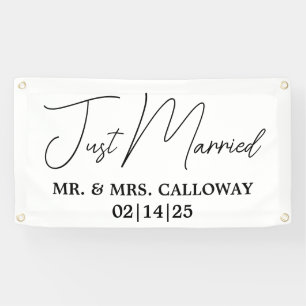 A Little Retro Just Married Car Banner