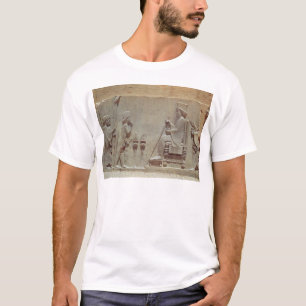 A Median officer paying homage to King Darius T-Shirt