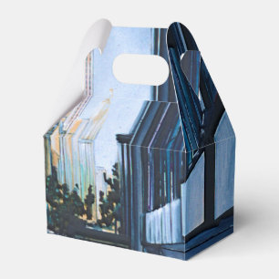 A Moment Hush in the City limits Favour Box
