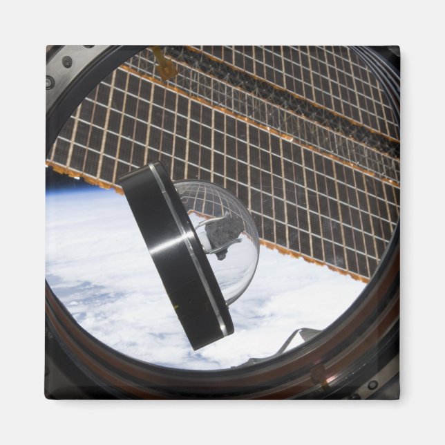 A moon rock 2 magnet (Front)