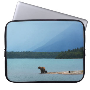 A MOTHER BEAR TEACHES HER CUBS TO SWIM ON THE EDGE LAPTOP SLEEVE