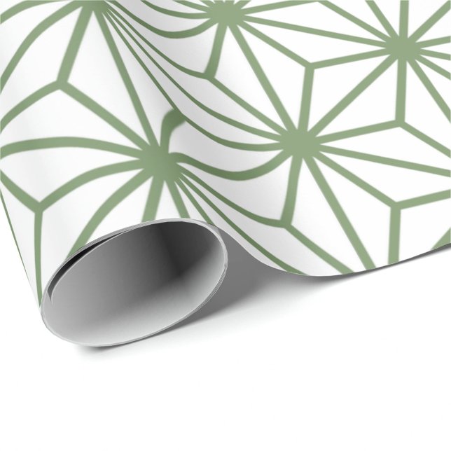 A seamless pattern of interlocking green geometric wrapping paper (Creator Uploaded)