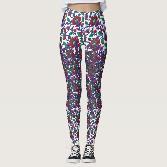A seamless, symmetrical pattern featuring repeatin leggings (Front)