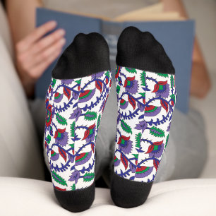 A seamless, symmetrical pattern featuring repeatin socks