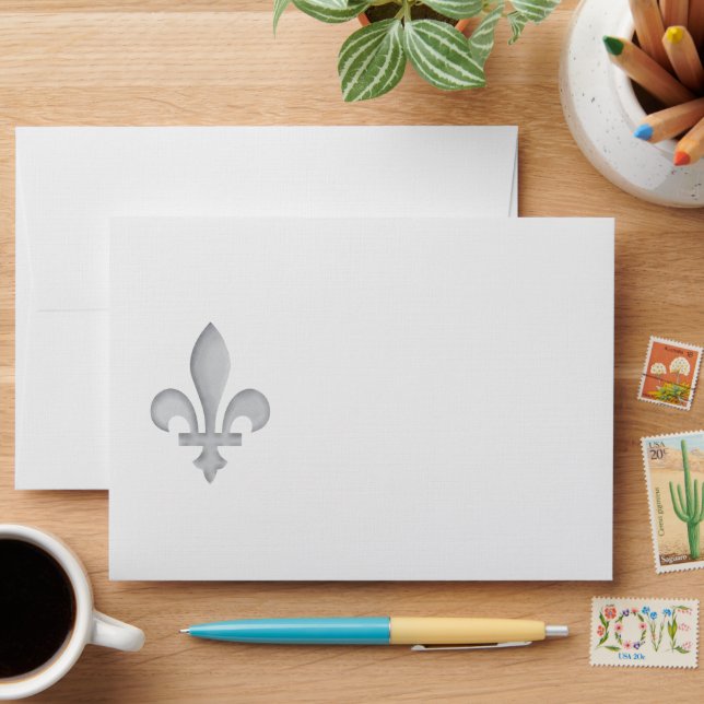 A Silver Fleur-de-lys Envelope (Desk)
