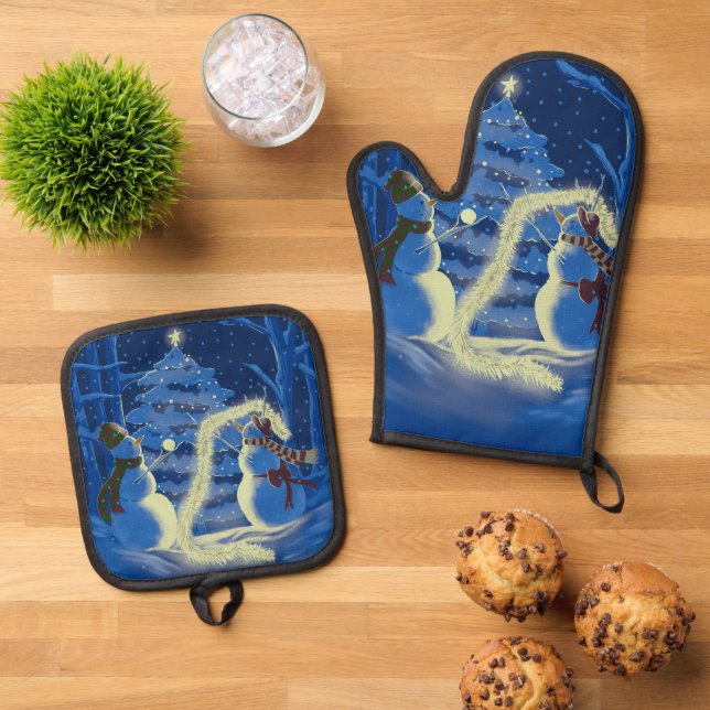 A Snowman Christmas Oven Mitt & Pot Holder Set (Top Down)