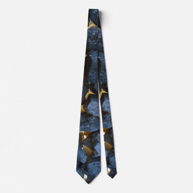 A stone wall built in Croatian style        Tie (Front)