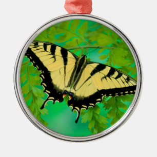 A Swallowtail Butterfly Landing Metal Tree Decoration