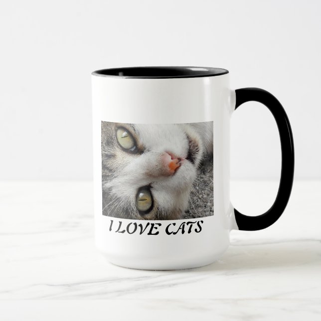 A SWEET AND BEAUTIFUL CAT MUG (Right)