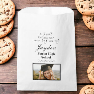 A Sweet End to a New Beginning Graduation Photo Favour Bags