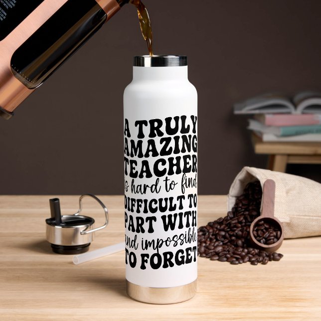 A Truly Amazing Teacher is Hard to Find Apple Water Bottle (Creator Uploaded)