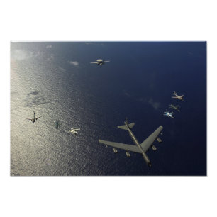 A US Air Force B-52 Stratofortress aircraft Photo Print