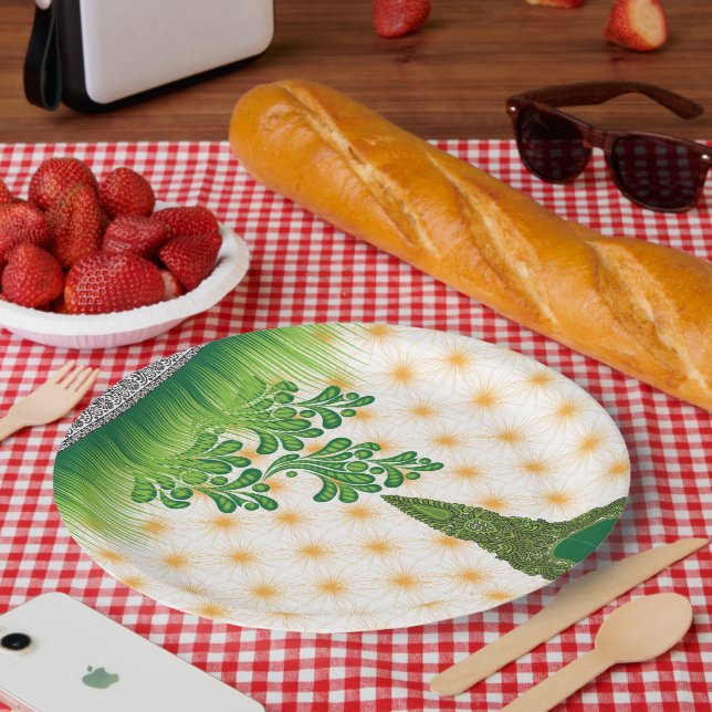 A visually appealing green and gold pattern with a paper plate (Picnic)