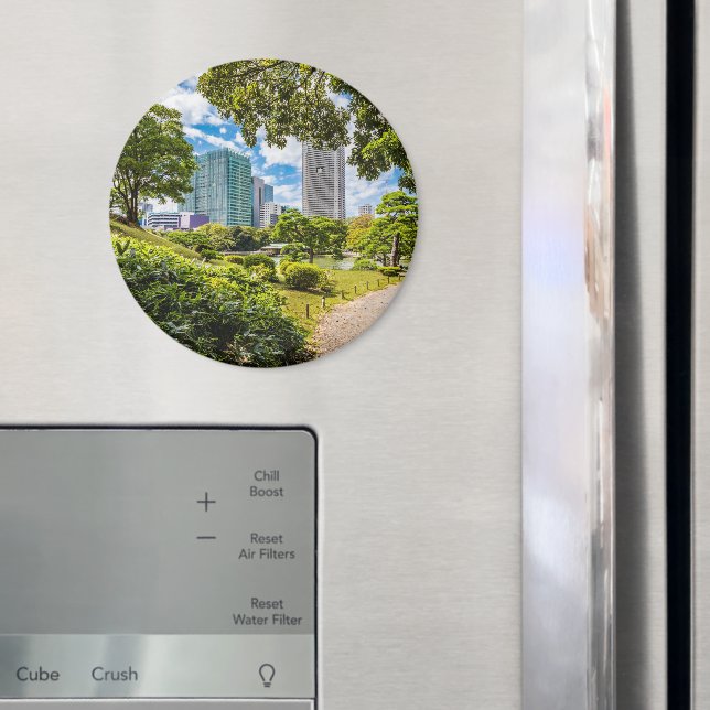 A walk through Hama Rikyu gardens, Tokyo Magnet (In Situ (Fridge))