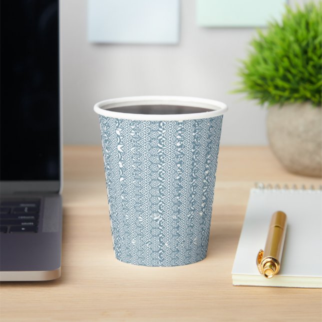 A white background with no other visible elements  paper cups (Insitu)