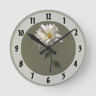 A White Daisy Round Clock