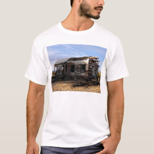 Abandoned House In Kelso California T-Shirt