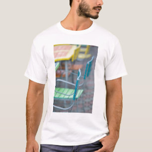 ABC Islands, ARUBA, Palm Beach: Colourful Cafe 2 T-Shirt