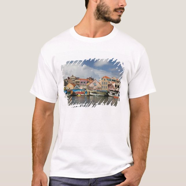 ABC Islands, CURACAO, Willemstad: Punda, T-Shirt (Front)