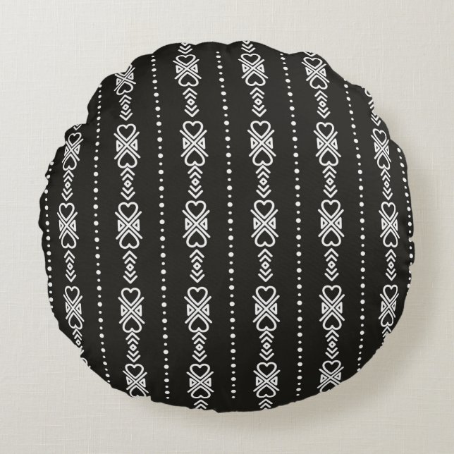 Abstract aztec heart texture round cushion (Front)