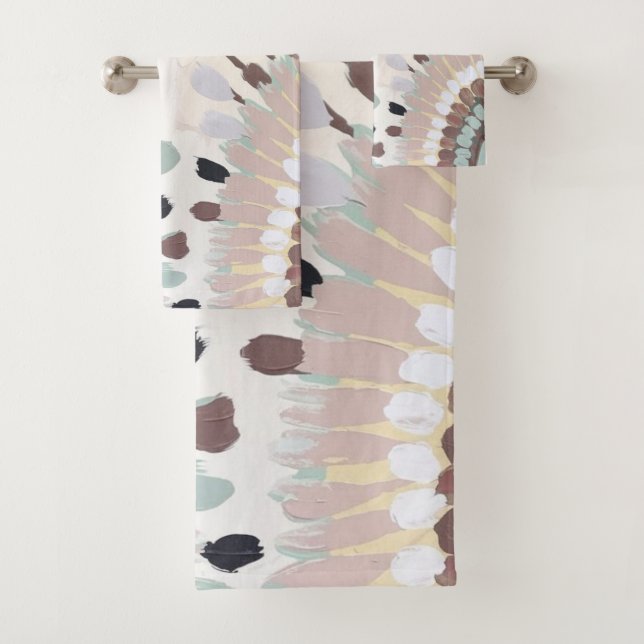 Abstract Bath Towel Set (Insitu)