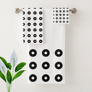 Abstract Black & White Circles Bath Towel Set
