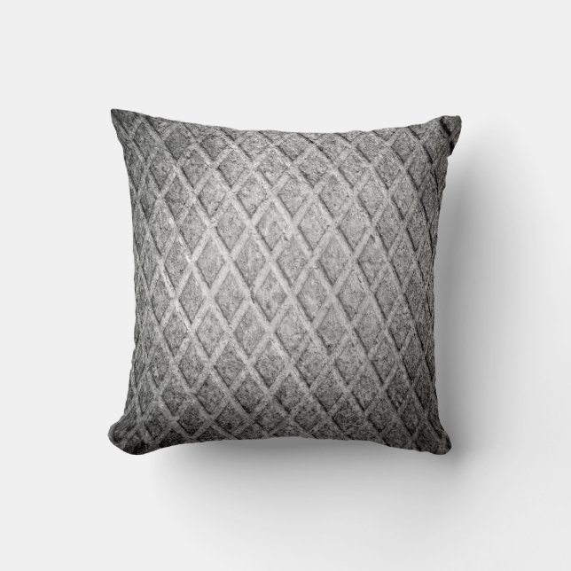 Abstract diamond metal cushion (Front)