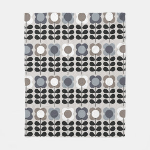 Abstract floral seamless pattern. Nordic style. Vi Fleece Blanket