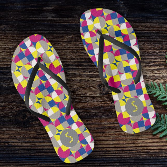 Abstract fuchsia yellow geometric pattern  jandals (Creator Uploaded)