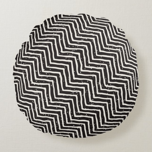Abstract Geometric Doodle: Black White Pattern Round Cushion (Front)