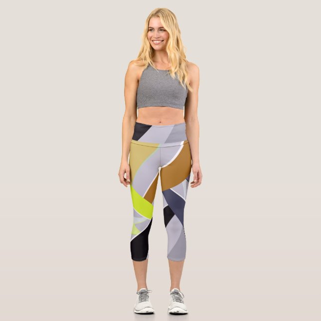 Abstract Geometric Shape 8 Capri Leggings (Front)