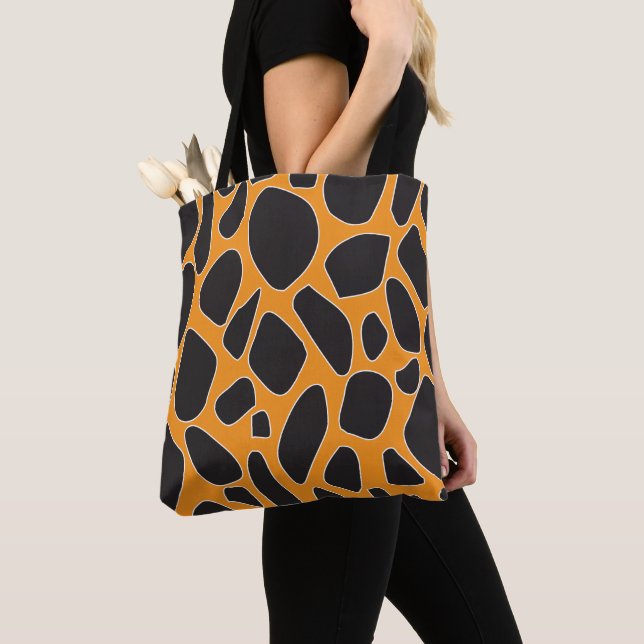 Abstract giraffe pattern tote bag (Close Up)