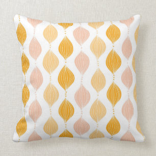 Abstract golden ogee pattern background cushion