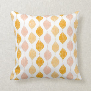 Abstract golden ogee pattern background cushion